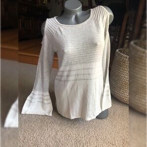 NWOT DESIGN HISTORY COLD SHOULDER